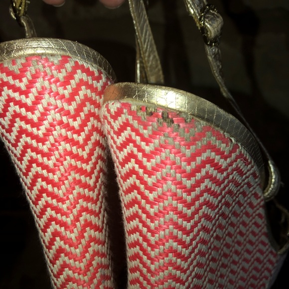 Lilly Pulitzer Sophie Gold Chevron Wedge 10 M - Picture 4 of 8